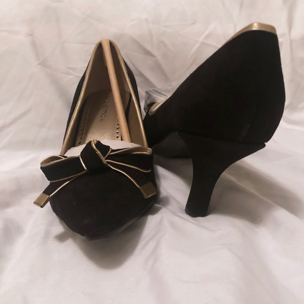 Brand new Adrienne Vittadini 3” heels